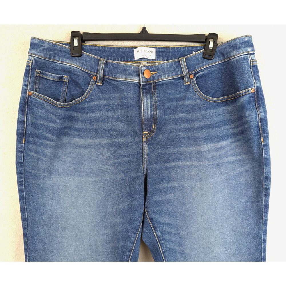Lane Bryant sz 20 Jeans Mid Rise Straight Crop signature fit flex magic 1734 - Picture 2 of 8